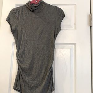 Vince Camuto women’s grey top